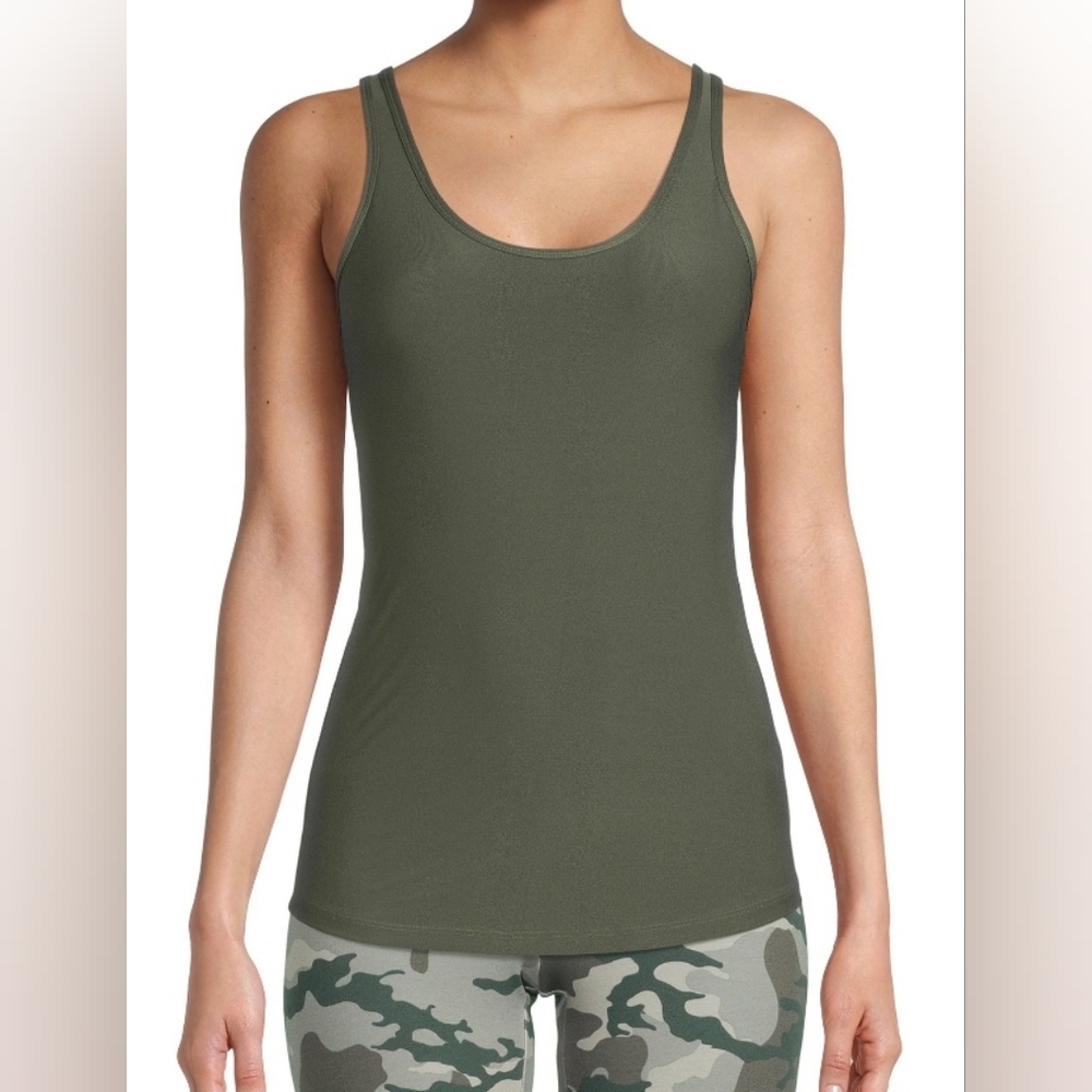No Boundaries Juniors' Scoop Neck Tank Top